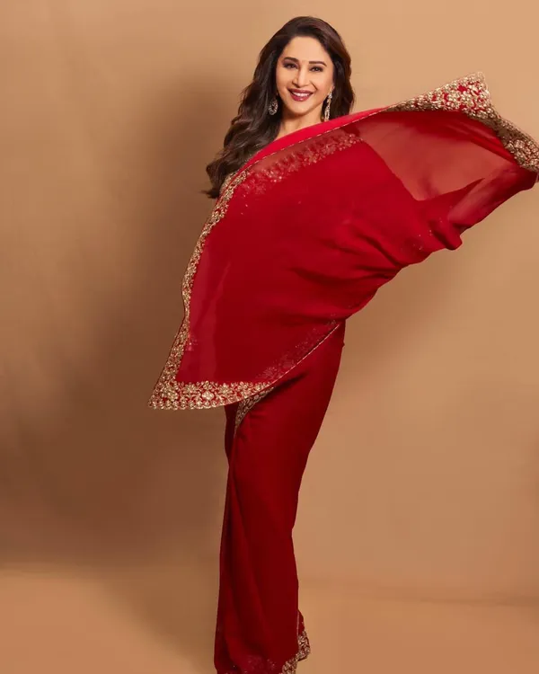Madhuri_Rangoli_Silk_Party_Wear_Saree_–_Heavy_Embroidery_Work_Wedding_Collection