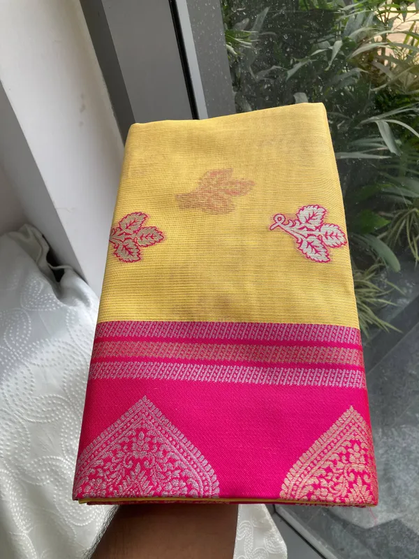 Mustard_Yellow_&_Rani_Pink_Wedding_Wear_Banarasi_Silk_Saree_with_Heavy_Zari_Woven_Pallu