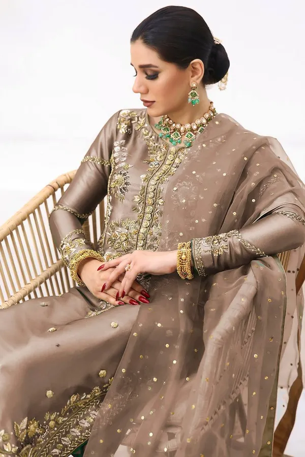 Coffee_Brown_Embroidered_Silk_Kurta_Set_with_Organza_Dupatta