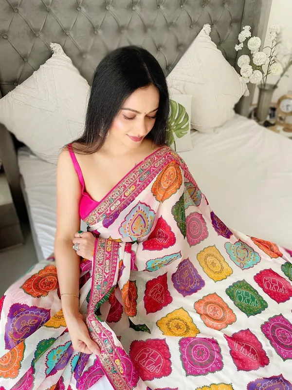 Ivory_White_Party_Wear_Soft_Georgette_Bandhej_Saree_with_Multi_Embroidery_Lace_Border