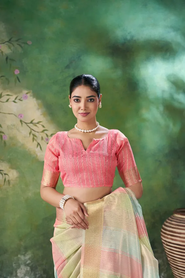 Soft_Linen_Cotton_Silk_Saree_with_Gold_Zari_Weaving_–_Elegant_Party_&_Wedding_Wear_Collection