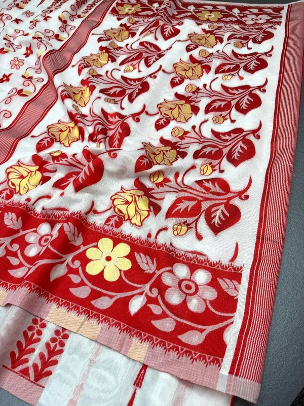 Traditional_White_&_Red_Linen_Slub_Cotton_Saree_With_Designer_Weaving