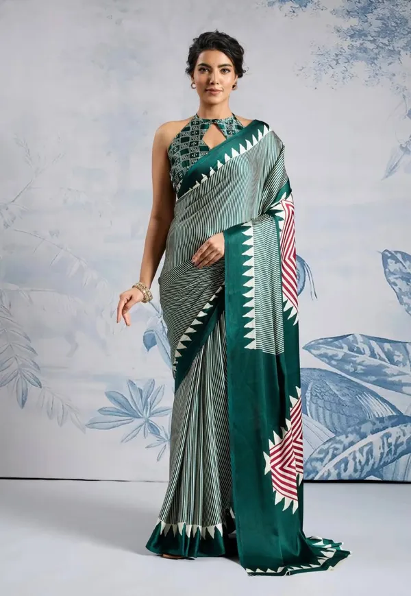 Urban_Charm_Digital_Print_Model_Silk_Saree
