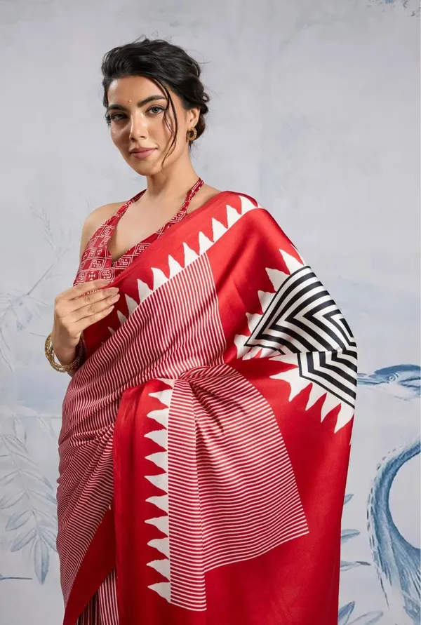 Urban_Flame_Digital_Print_Model_Silk_Saree