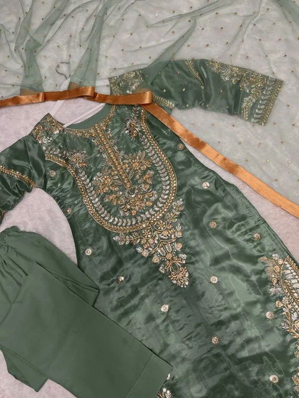 Golden_Beige_Embroidered_Silk_Kurta_Set_with_Organza_Dupatta