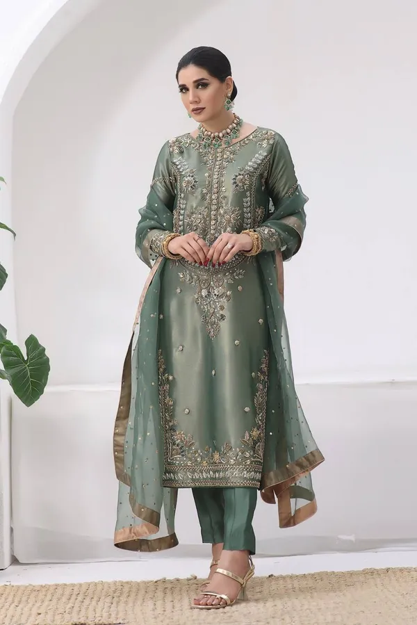 Golden_Beige_Embroidered_Silk_Kurta_Set_with_Organza_Dupatta