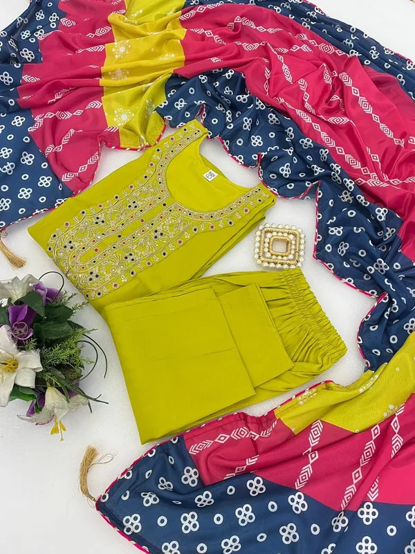 Elegant_Roman_Silk_Embroidered_Kurta_Set_with_Chinon_Digital_Print_Dupatta