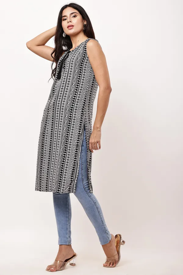 Black_And_Grey_Cotton_Premium_Kurti_For_Women
