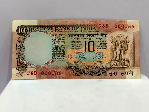 000786_Fancy_Series_10_Rupees_(Random_Sign)_2_Peacock_-_India_old_Note