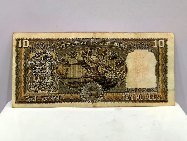 Black_10_Rupees_(Random_Sign)_1_Seated_Peacock_-_India_old_Note