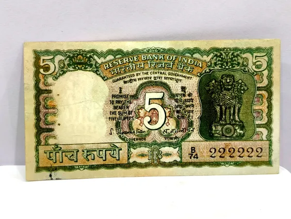 222222_Fancy_Series_5_Rupees_5_Deer_-_India_old_Note