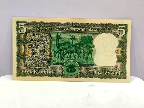 5_Rupees_(Random_Sign)_5_Deer,_India_old_Note