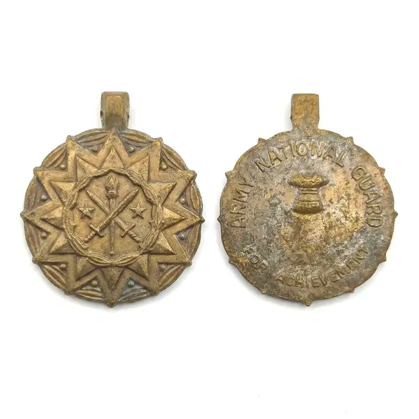Gold_Army_National_Guard_Achievement_1971_Usa_Old_Medal
