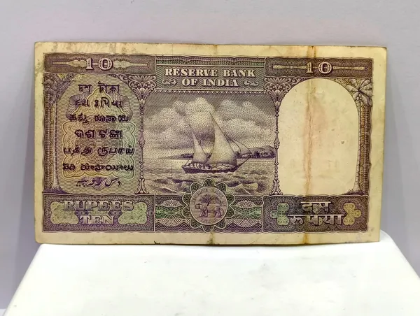 786786_Fancy_Series_10_Rupees_Sign_by_B._Rama_Rao,_Fafda_-_India_old_Big_Note