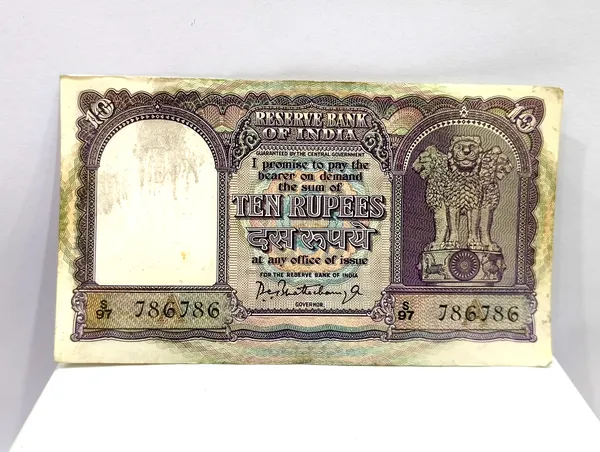 786786_Fancy_Series_10_Rupees_Sign_by_P.C_Bhattacharya,_Fafda_-_India_old_Big_Note