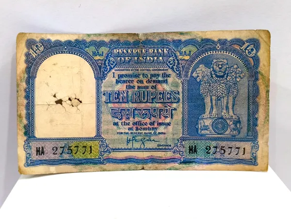 Rare_10_Rupees,_Haj_Issue_-_India_old_Blue_Note