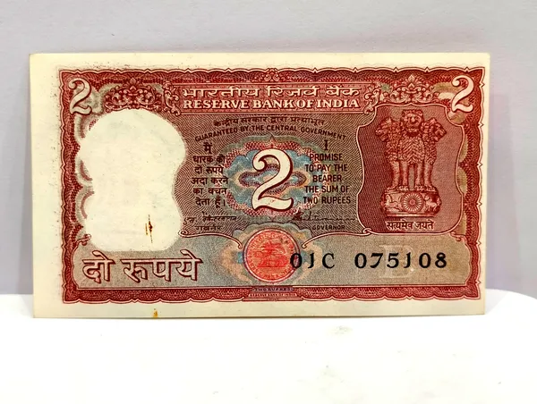 2_Rupees_(Random_Sign)_RBI_Logo_Error_(Front_Logo_on_Back)_India_old_Note