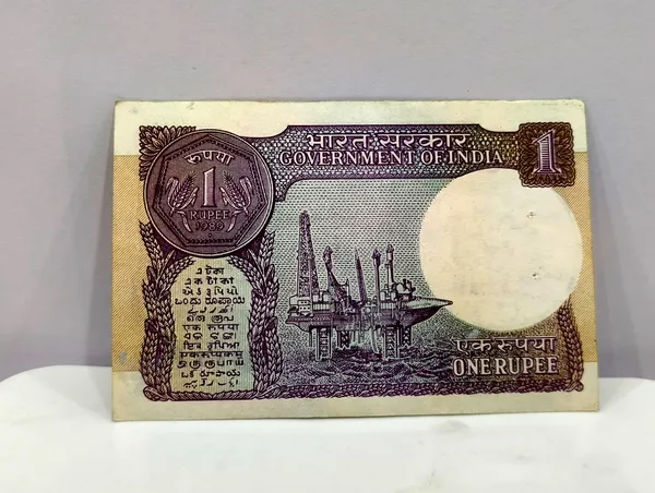111111_Fancy_Series_1_Rupee_(Random_Year)_-_India_old_Note