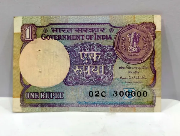 30000_Fancy_Series_1_Rupee_(Random_Year)_-_India_old_Note