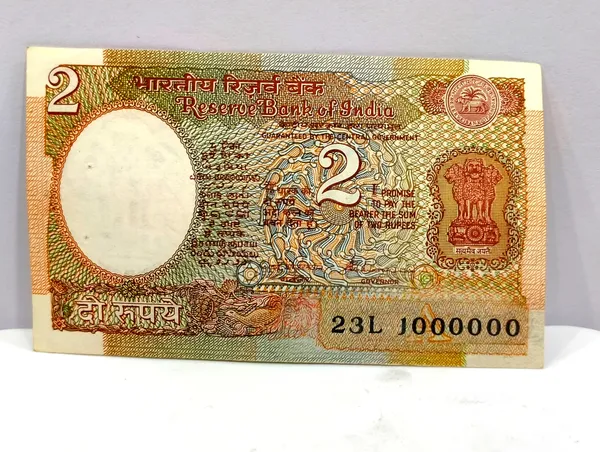 Rare_1000000_Fancy_Series_2_Rupees_(Random_Sign)_Satellite_-_India_old_Note