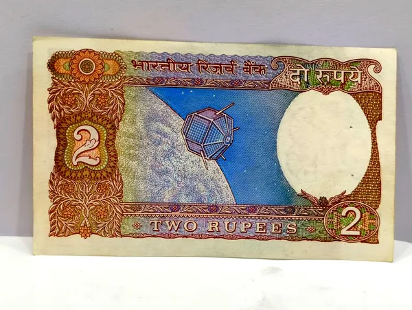 50000_Fancy_Series_2_Rupees_(Random_Sign)_Satellite_-_India_old_Note