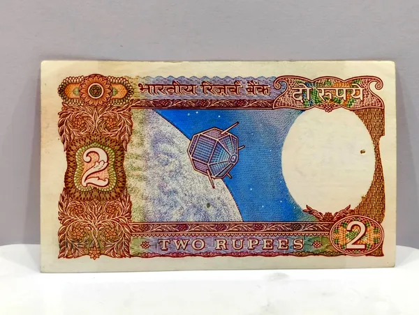 90000_Fancy_Series_2_Rupees_(Random_Sign)_Satellite_-_India_old_Note