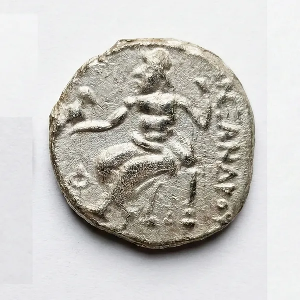 Heracles_Facing_Right_Ancient_Greek_Old_Coin