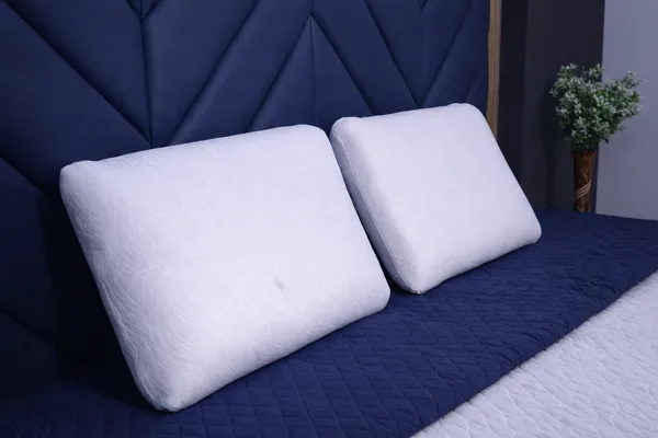 Pack_Of_2_White_Premium_Softsleep_Memory_Foam_Pillow
