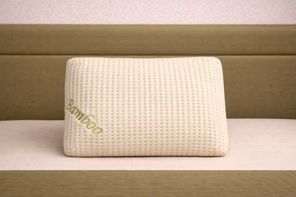 Beige_Natural_Latex_Pillow_Bambo_Cover