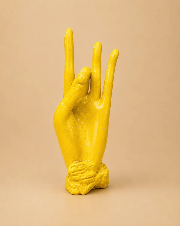 Yellow_Ceramic_Yellow_Finger_Statue