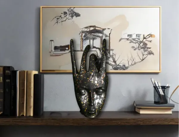 Black_Ceramic_The_Mythos_Sculpture