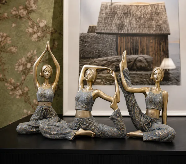 Grey_Ceramic_yoga_figurines