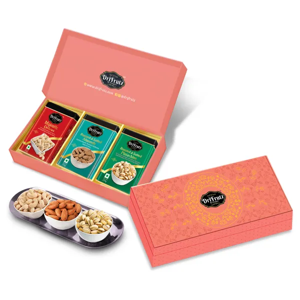 Healthy_Nut_Trio_Gift_Box–_Almonds,_Cashews_And_Pistachios