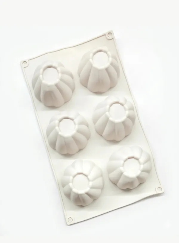 6-Cavity_Big_Jelly_&_Muffin_Silicone_Mold_|_Non-Stick,_Flexible,_Easy_Release_Baking_Mould