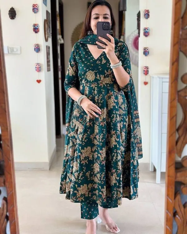Blue_Viscose_Rayon_Printed_Kurta_Pant_&_Dupatta_For_Women