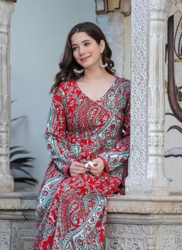Red_Viscose_Rayon_Printed_Kurta_Pant_For_Women
