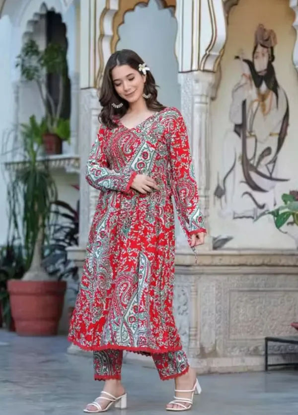 Red_Viscose_Rayon_Printed_Kurta_Pant_For_Women