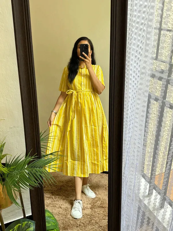 Yellow_Viscose_Rayon_Flared_Kurta_For_Women