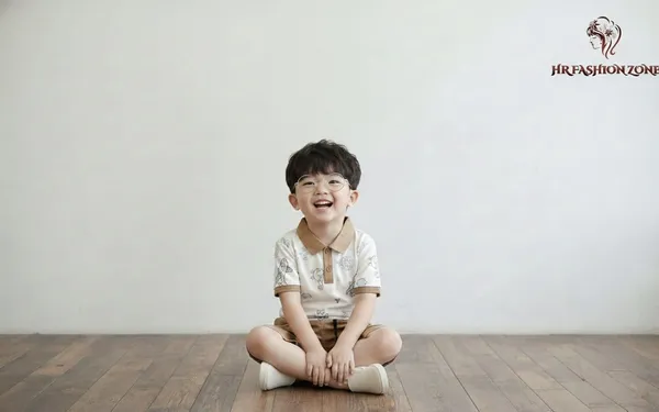 Off_White_And_Brown_Cotton_T-Shirt_And_Shorts_Set_For_Kids_Boy