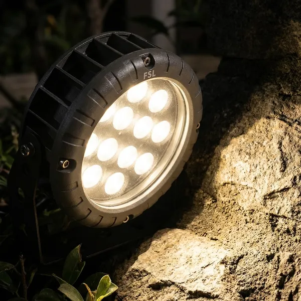 Silver_36W_Outdoor_Gardens_15_Degree_Aluminium_Lighting_And_Luminaries_For_Outdoor_Purpose