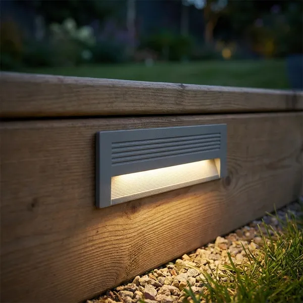 Silver_5W_Recessed_Step_Aluminium_Lighting_And_Luminaries_For_Outdoor_Purpose