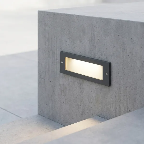 Silver_5W_Recessed_Step_Aluminium_Lighting_And_Luminaries_For_Outdoor_Purpose