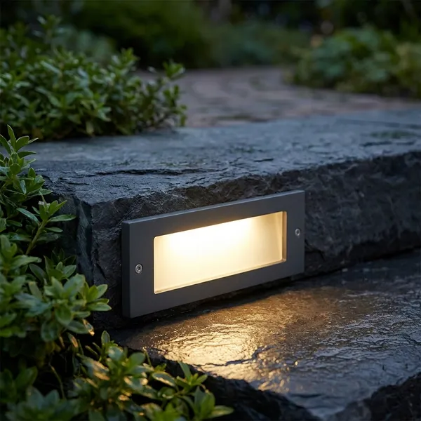 Silver_5W_Recessed_Step_Aluminium_Lighting_And_Luminaries_For_Outdoor_Purpose