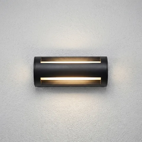 Black_7W_Bollard_Aluminium_Lighting_And_Luminaries_For_Outdoor_Purpose