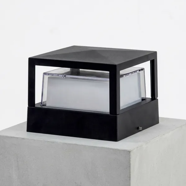White_And_Black_12W_Square_Gate_Aluminium_Lighting_And_Luminaries_For_Outdoor_Purpose