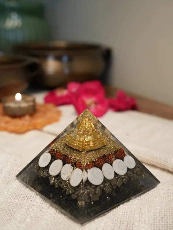 Golden_Energy_Pyrite_Pyramid