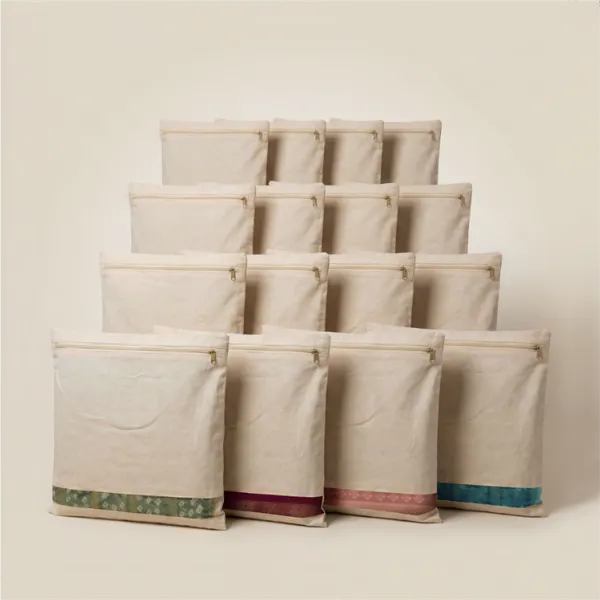 Pack_Of_16_Off_White_Premium_Cotton_Saree_Cover_With_Zip_For_Home_Decor