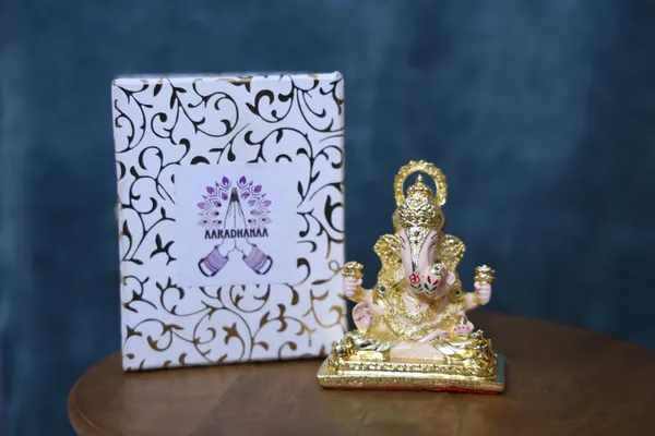 24k_Pure_Gold_Plated_Dagdusheth_Halwai_Ganpati_Murti_God_Idol