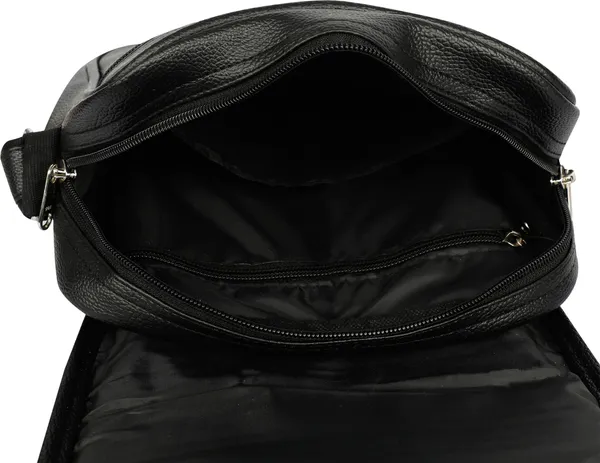 Black_Synthetic_Leather_Solid_Sling_Bag_For_Men_And_Women
