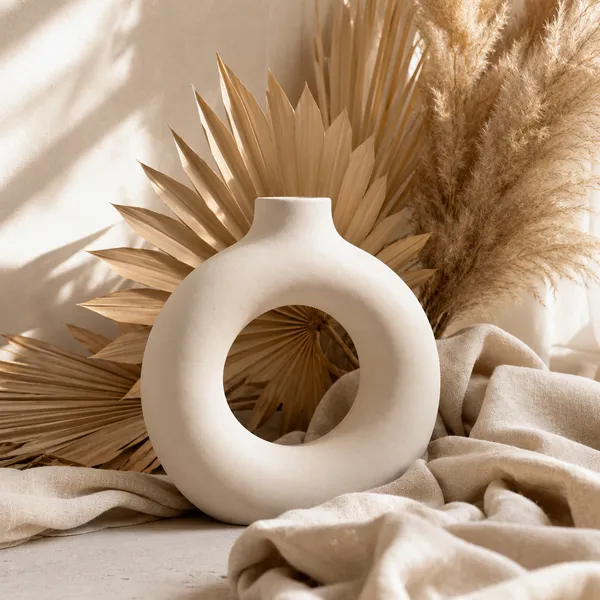 Modern_Donut_Ceramic_Flower_Vase